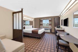 Microtel Inn & Suites by Wyndham, Midland