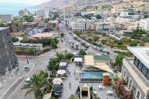 My View 2 bedroom apartment by the lake, Tiberias