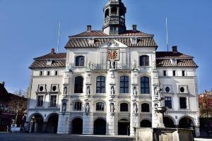 Exclusive maisonette 83sqm, quiet, central location, in the old town Hotel, Luneburg