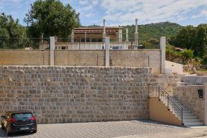 Bay View House, Zaton