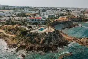 Vrachia Beach Hotel & Suites - Adults only, Paphos