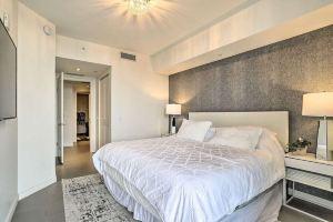 New Luxe Condo in the Arts & Entertainment District Apartments, Miami