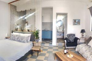 Panorama Studios & Apartments, Mirteai