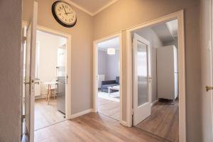 "Purple Chill" Super central apartment - HBF/CityGate/Messe - 50m2, Bremen