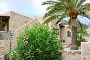 Spacious house for 6 people on ONE level no stairs !!, Cala Millor
