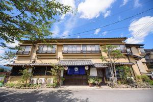 Yufuin Ryokan Okaeri Hotel, Yufu