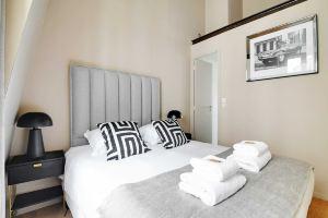 Charming 2BR/5P - Eiffel Tower - Trocadero Apartments, Boulogne-Billancourt