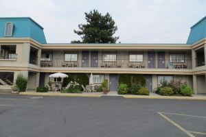 Super 8 BC Hotel, Penticton