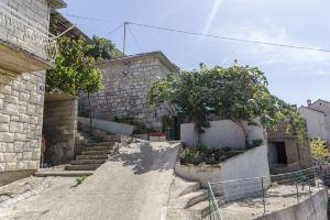 Apartments Santic, Postira