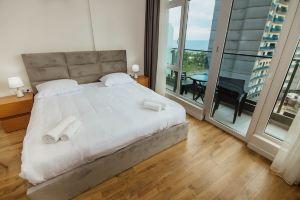 ROION Studio Retreat (A1005) with Pool, Batumi