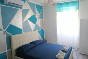 Newhouse 336, Bari