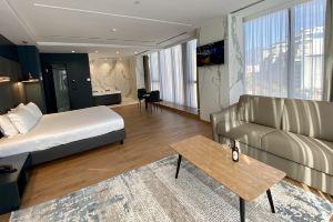 Black Diamond Hotel, Tirana