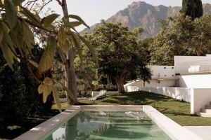 All About Santa Ana Villa, Marbella