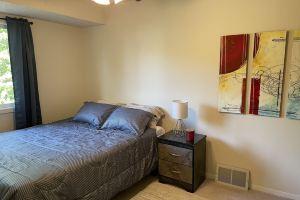 Cute 3br & 3ba areas, backs to Hike-Bike Tr and mins to SouthPointe & downtown Apartments, Lincoln