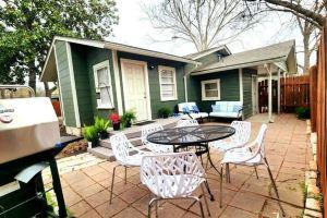 A Rare find- Bright & Charming Central Home- 3bedroom in the heart of ATX, Austin