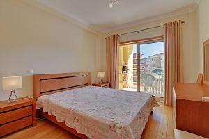 Lagos Balcony with Pool by Homing Hotel, Lagos