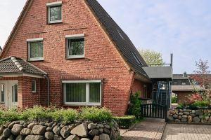 Vacation apartment in a quiet and central location, Busum
