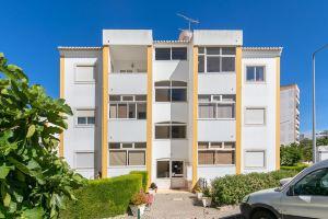 Our special place in, Portugal. Spacious, nicely furnished, great location Apartments, Lagos