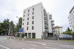 T2 Av des Romain ★ Cosy ★ Centre ★ Terrasse ★ Gare Hotel, Annecy