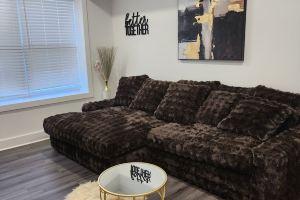 Charming 1-bedroom apartment in with AC, WiFi, Windsor