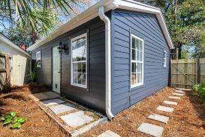 Tranquil Hideaway with Modern Amenities - Cozy Retreat Apartments, Charleston