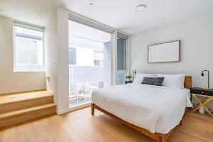 Modern Cap Hill Townhouse w/ Rooftop Deck, Seattle