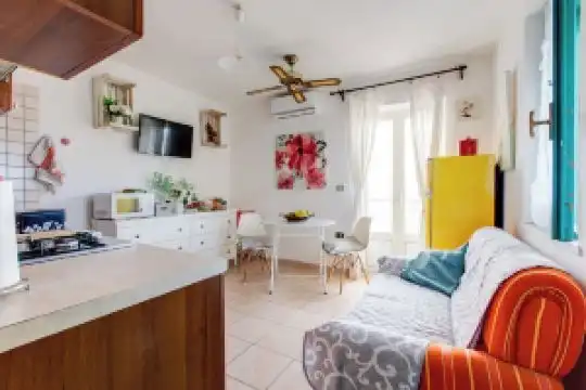 Cute apartment whit balcony., Scauri