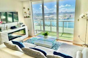 Beautiful apartment on the bay, Miami