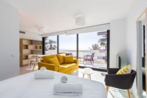 Seafront Boutique CalaBeach Rincón de la Victoria Mini-hotel, Rincon de la Victoria