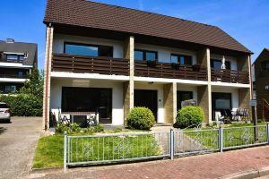 Cozy vacation apartment centrally located and close to the beach, Busum