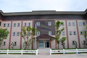 Ktc Place Hotel, Damnoen Saduak