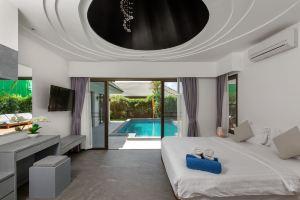 Karon Beach Pool Villa 2, Karon
