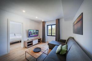 R32 Boutique Apartments, Figueres