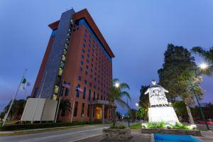 Best Western Plus Inn Suites, Laredo