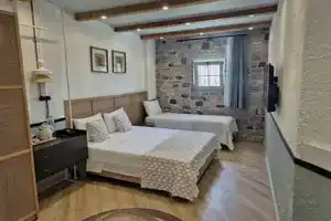 Qara Hotel, Ayvalik