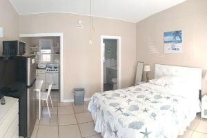 Tropical Sky Ranch Motel, Clearwater Beach