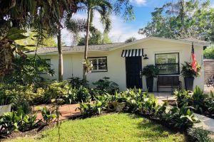 Charming Olde Bungalow Cottage, Naples
