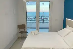 King's Rooms, Termoli