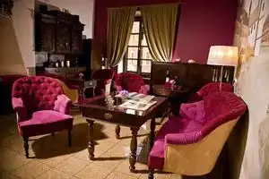 Castle Inn, Warsaw