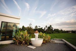 • The Floating Villa • BBQ • Bikes • Rice Fields, San Sai