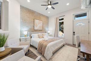 Stylish & Stunning 2BR/2BA Condo in the Heart of Wicker Park Apartments, Chicago