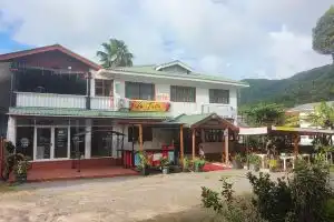 Alpha & Omega Apartment Seychelles, Victoria