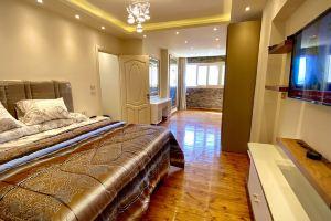 Royal Luxury Apartment with Gorgeous Sea View, Alexandria
