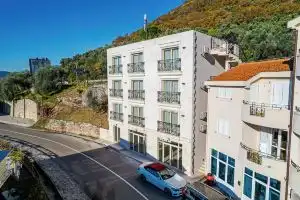 The Golden Legacy Hotel, Sveti Stefan