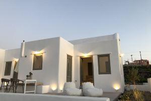 Nice Villas, Pirgos