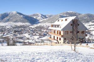 Royal Hotel Voskopoja, Corce