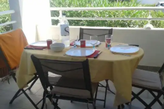 Location Saisonniere Charmant Appartement 4 Personnes Apartments, Moriani Plage