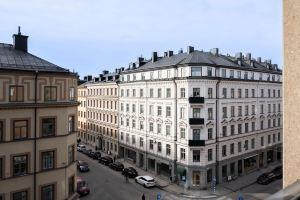 Stockholm Loft Haven 3 Beds in a 1- Bedroom Gem - 917, Stockholm