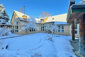 Mid-Century Gem by Local Artist. Heart of Downtown Location! Hotel, Anchorage