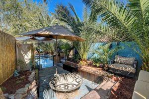 Best in Vegas!7 Bedroom/12 Beds -Sauna, Jacuzzi, Tropical, Golf, Close to Strip!, Las Vegas